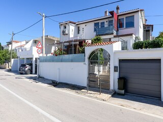 Appartement Arbanija Buitenaudio-opname 3