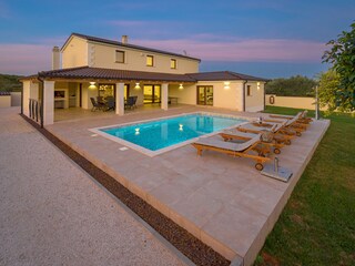 Villa Loborika Grabación al aire libre 1