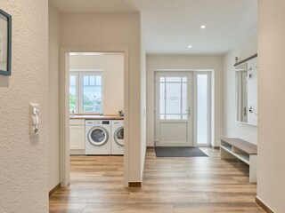 Eingang der Ferienwohnung mit Gaderobe