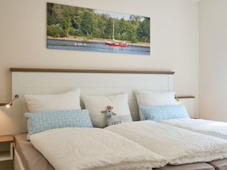 Unser Familientraum: Familienbett auf 240x200.