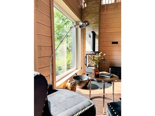 Sitting area in front of the fireplace