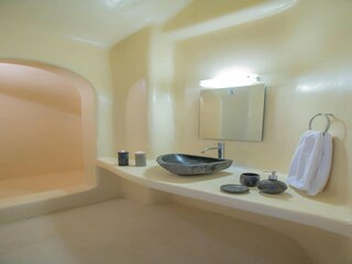 Villa Ornos Features 27