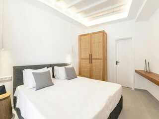 Villa Ornos Features 28