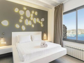 Villa Ornos Features 25