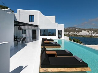 Villa Ornos Buitenaudio-opname 9