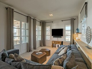 Villa Ornos Features 30