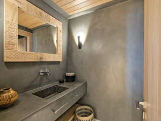 Villa Ornos Features 35
