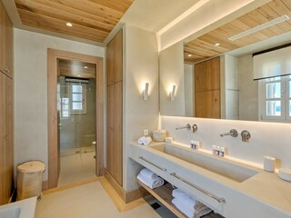 Villa Ornos Features 15