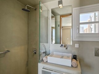 Villa Ornos Features 28