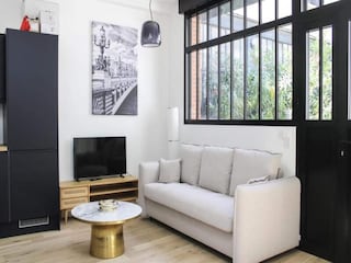 Apartment Paris Outdoor Recording 9