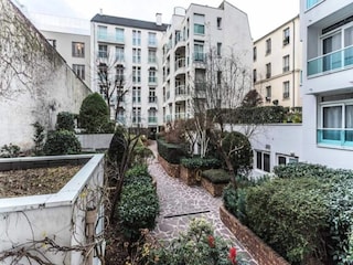 Apartment Paris Outdoor Recording 5