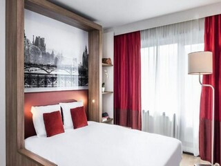 Apartment Paris  17