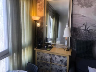 Apartment Paris  8