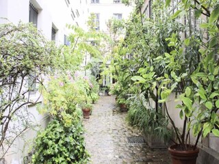 Apartment Paris Outdoor Recording 23