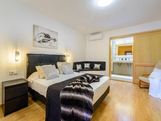Villa San Rafael de Sa Creu/ Sant Rafael de Sa Creu Features 19