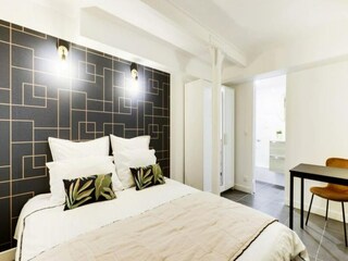 Apartment Paris Outdoor Recording 4