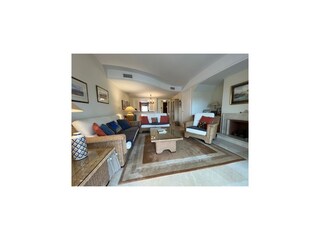Holiday house La Mairena Features 14