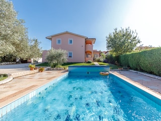 Villa Brioni 2 mit großem privatem Swimmingpool