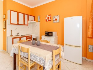 Kitchen and Diningarea