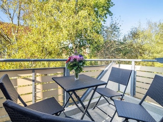 möblierter Westbalkon