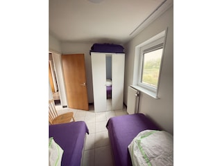das 2e Schlafzimmer