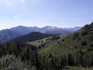 Schigebiet im Sommer