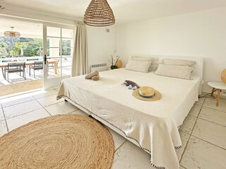 Schlafzimmer 2 Poolebene