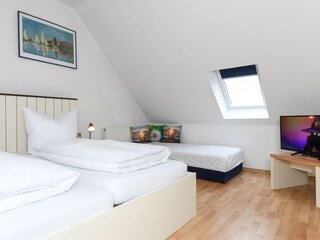 Kinderschlafzimmer mit TV