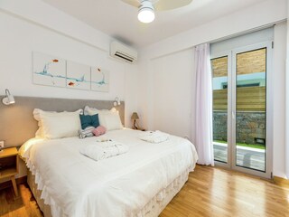 Villa Sfakaki Features 33