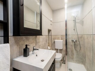 Holiday house Zavalatica Features 13