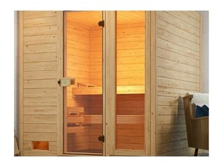 Sauna mit zwei Liegen und Blick auf den Siel