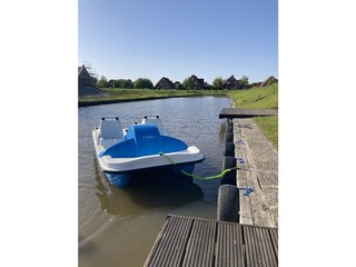 Tretboot für erholsame Fahrten über die Siele