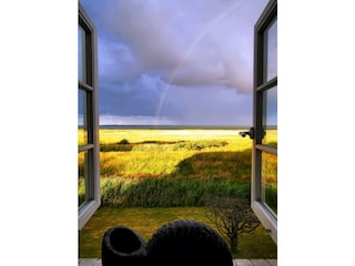 Ausblick Wattenmeer im Sommer mit Regenbogen