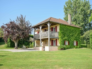 Holiday park Saint-Médard-d'Excideuil Outdoor Recording 1