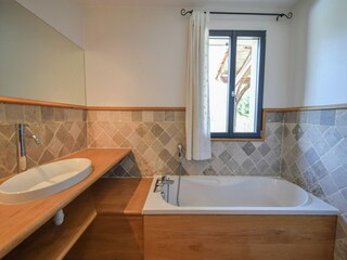 Villa Saint-Médard-d'Excideuil Features 34