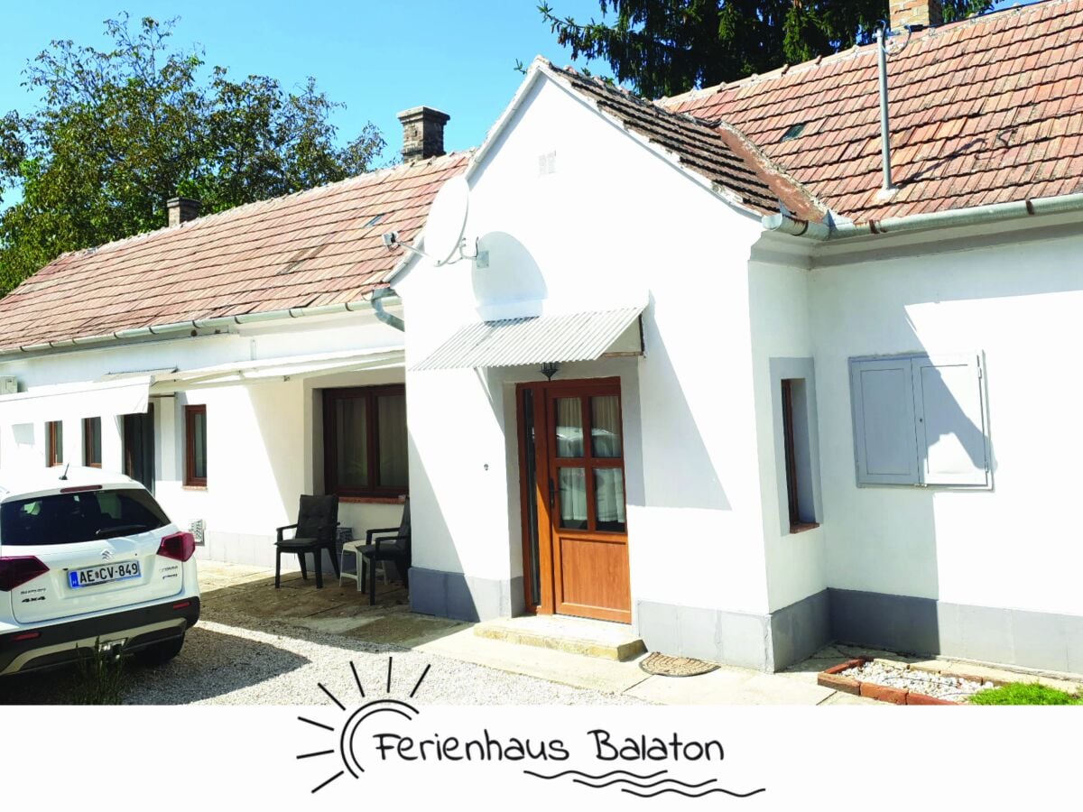 Frontansicht Ferienhaus Balaton