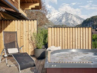 Jacuzzi with Sunbed