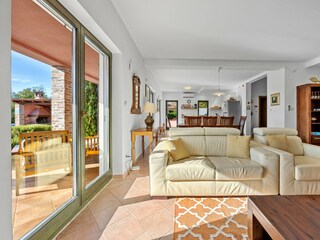 Villa Radetići Características 25