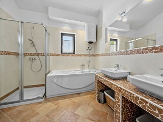 Villa Radetići Características 35