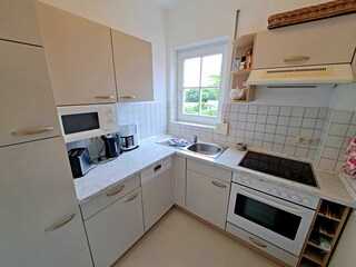 separate voll ausgestattete Küche