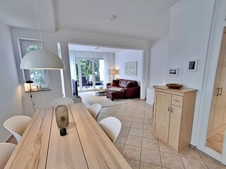 Wohn- und Essbereich