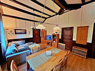 Wohn- und Essbereich