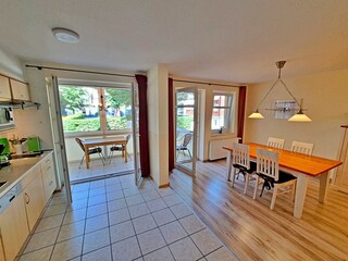 großzügiger Wohn- und Essbereich