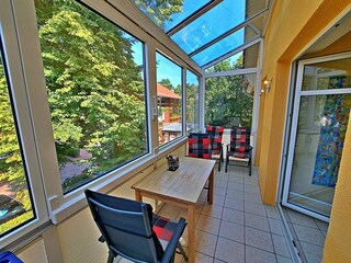 möblierter Wintergarten