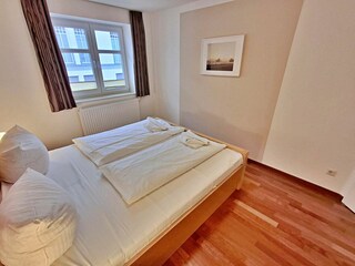 1. Schlafzimmer