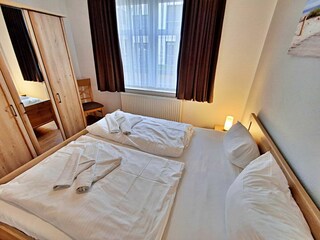 erstes Schlafzimmer