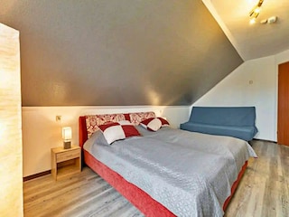2. Schlafzimmer im ersten OG