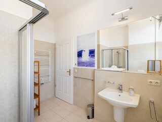 Badezimmer Autorenhaus 08