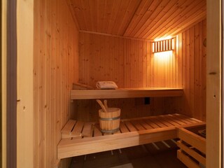 Relaxen Sie in der hauseigenen Sauna!