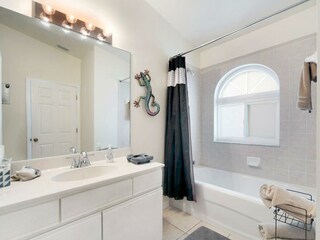 2. Badezimmer des Ferienhauses in Cape Coral, FL